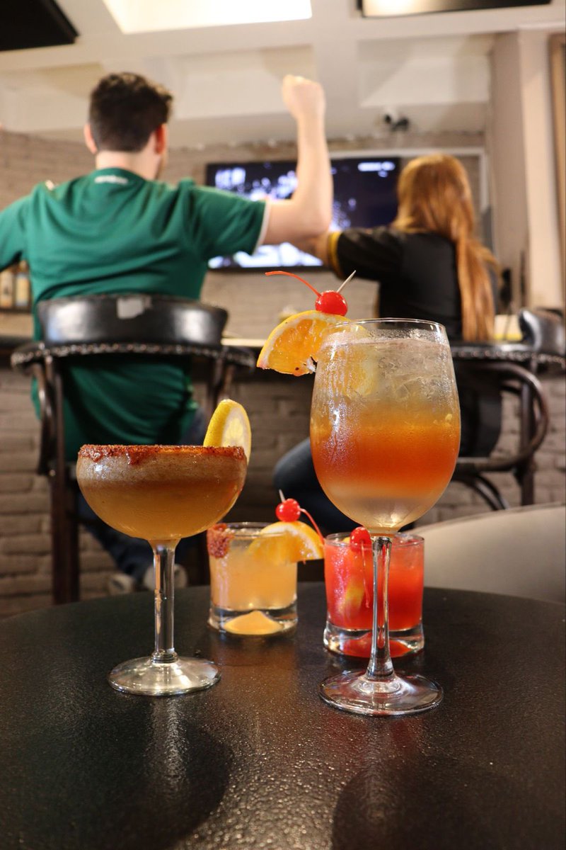 wyndhamgardentj's tweet photo. ¡HOY LA #NFL! 🏈 Se vive en #AgaveBar ¡Los esperamos!
 💬 664 105 4655
📍 Dentro de Hotel Palacio Azteca - Blvd. Cuauhtemoc Sur 213, Davila, 22044 Tijuana, B.C.  https://t.co/YmS1yB7YVl
#FutbolAmericano #HotelPalacioAzteca https://t.co/TJ6R3boUk5