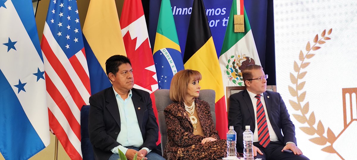 En el Marco del VII Foro Global de Paz, organizado por COMNAPAZ México y UNEDL, la participación de la Defensoría de los Derechos Universitarios de la Universidad de Guadalajara promoviendo los Derechos Humanos y la Cultura de Paz.