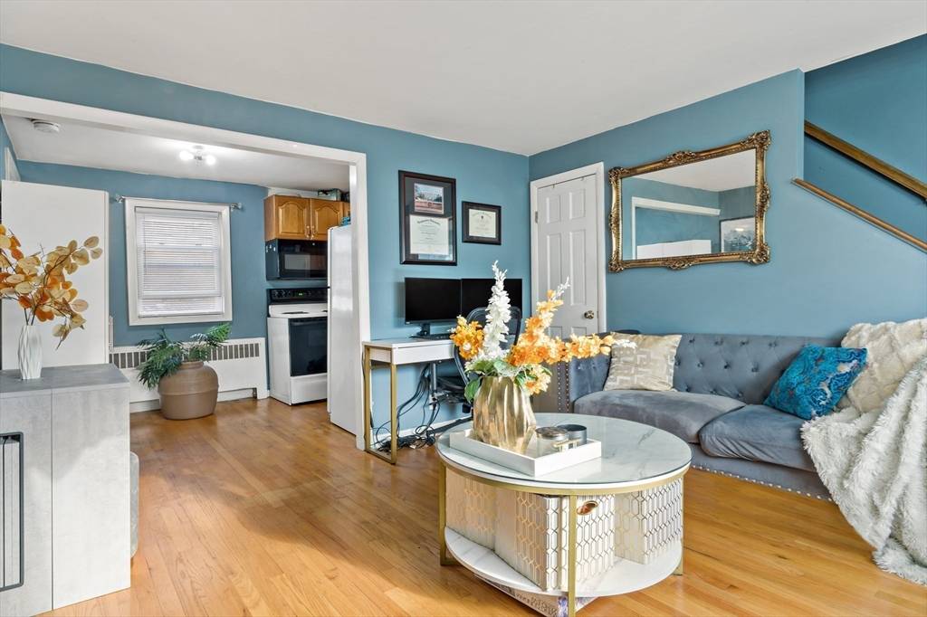 cryptasticles's tweet photo. Listing Address: 12 Prescott St #12, Framingham, MA 01702
Listing Price: $289,900
Schedule a showing and request more information here: https://t.co/AdxjSJftRF https://t.co/uQU2xv65QS