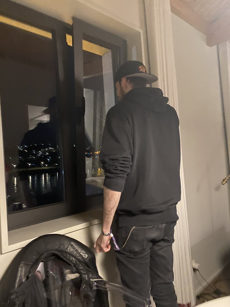 4pril/深紅蘭 tweet media