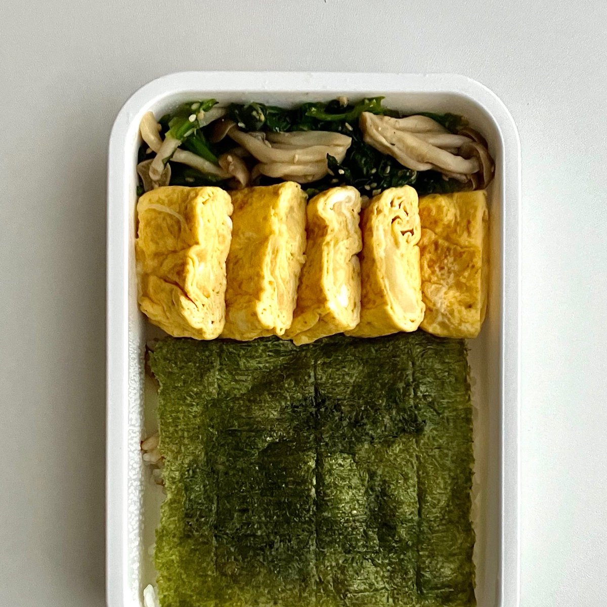 Sakichan1230's tweet photo. カレーチーズ卵焼き。旦那ウケ抜群だった https://t.co/1v1hA193Z6