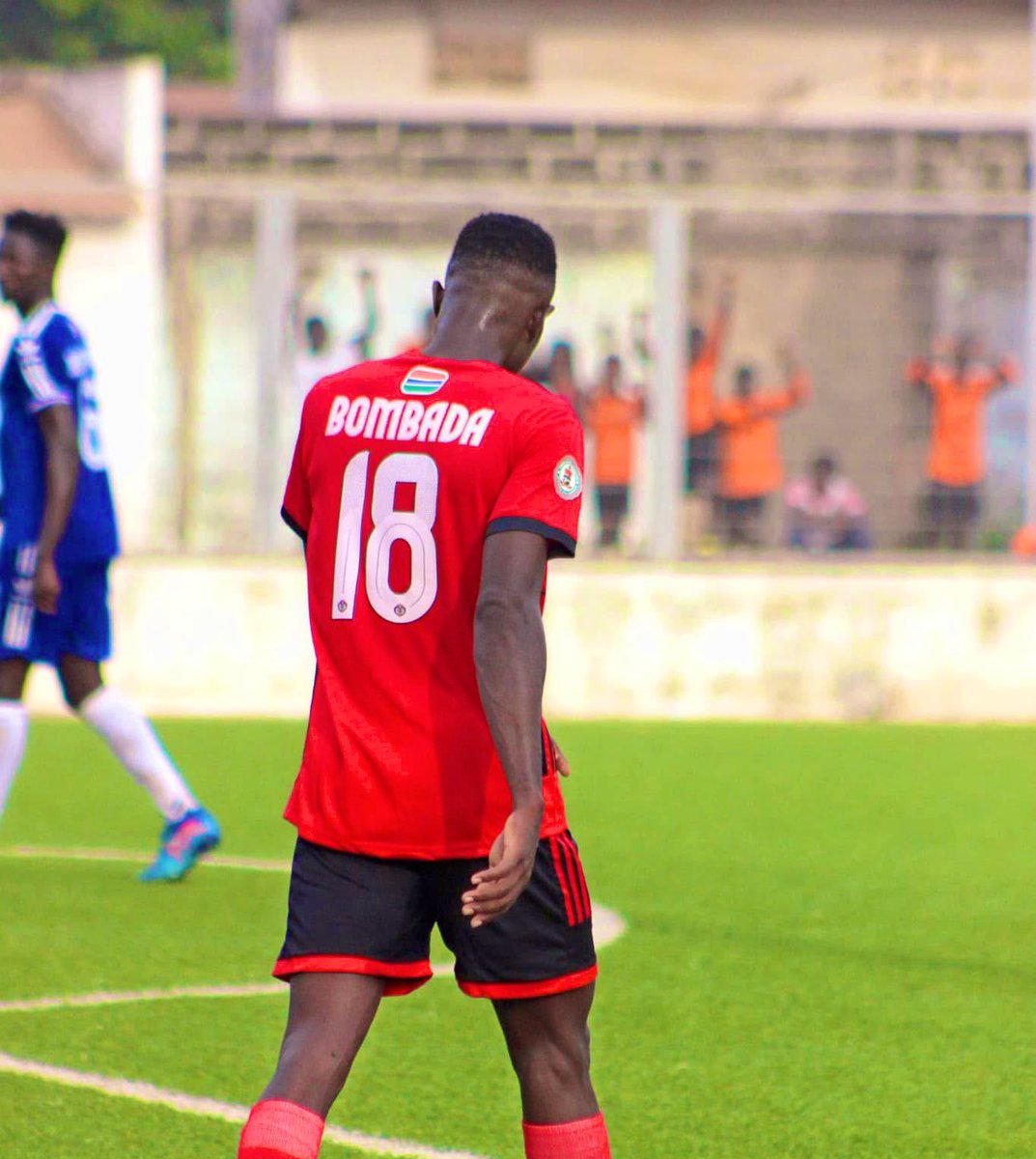 correa1217's tweet photo. 🇬🇲🚨 #KNOWDSTATS!

990 — Bombada FC have now failed to win a GFF league match against Brikama Utd after 990  minutes (11 matches).

The two drew six times while Brikam won  5 times. This fixture has now failed to produce a winner after 270 minutes of football. They drew again. https://t.co/57BDVb1jNj