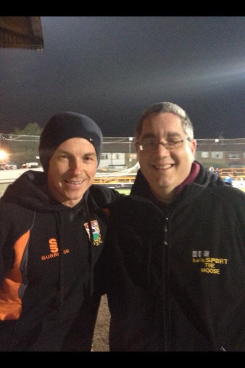 Happy 46th Birthday <a href="/BarnetFC/">Barnet FC 🐝</a> Legend <a href="/johnnyost/">John Oster ⚽️</a> have a great day my friend