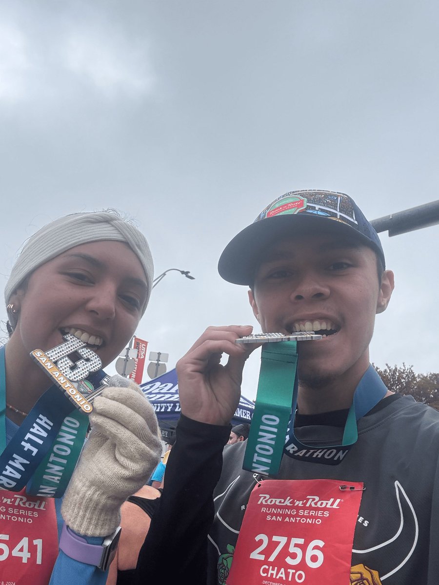 Warren XC competing in the Rock n Roll half marathon! So proud of the kiddos for pushing themselves physically and mentally.