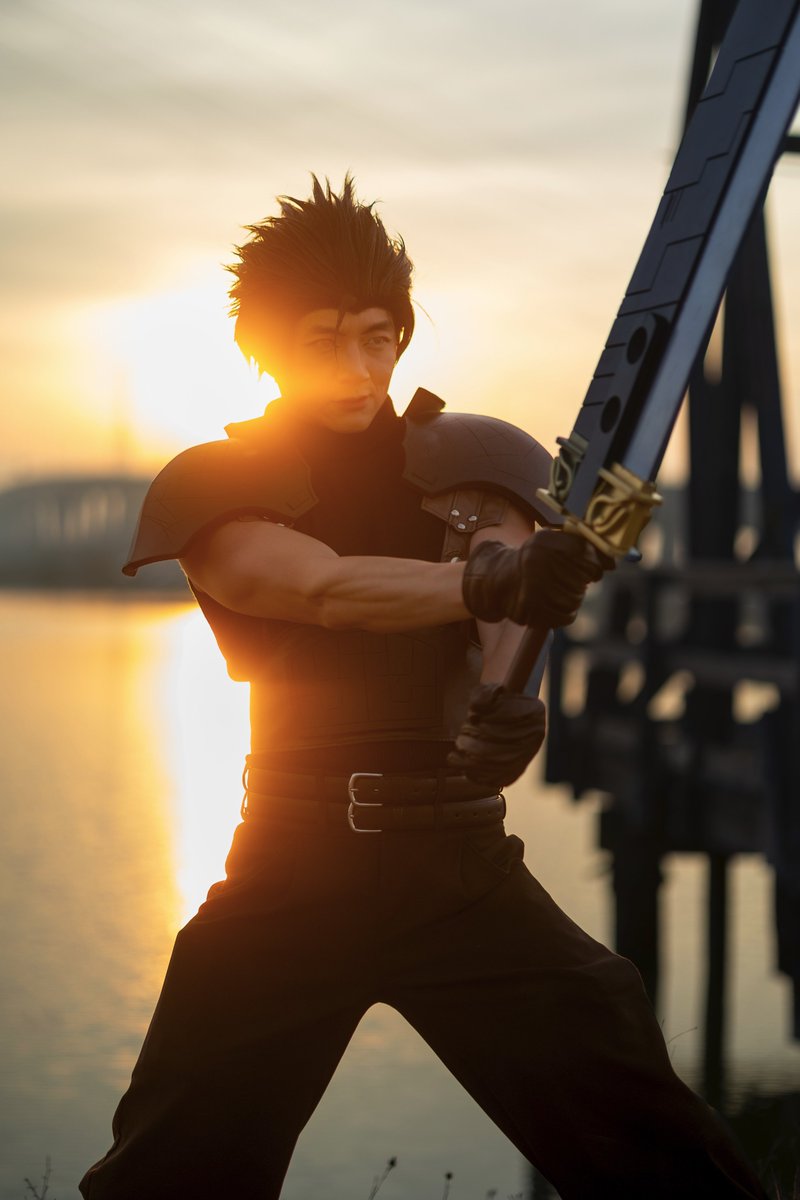 zentaifield's tweet photo. FF7R shoot https://t.co/qlLEVGxctZ