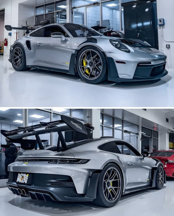 #Porsche 🩶🩶