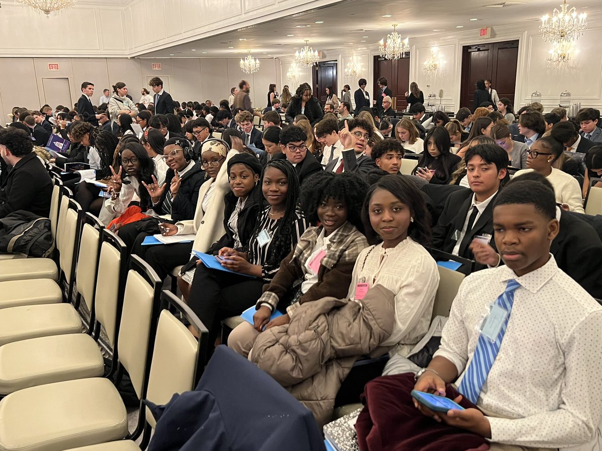 bronx_health's tweet photo. So proud of our incredible Bronx Health Sciences students who attended Yale Model Congress this past weekend and had their bills passed! Their hard work, dedication, and leadership truly shine, and moments like these remind us why we do what we do! @BXHSD81011 @Yale https://t.co/PQTFXNM2h9