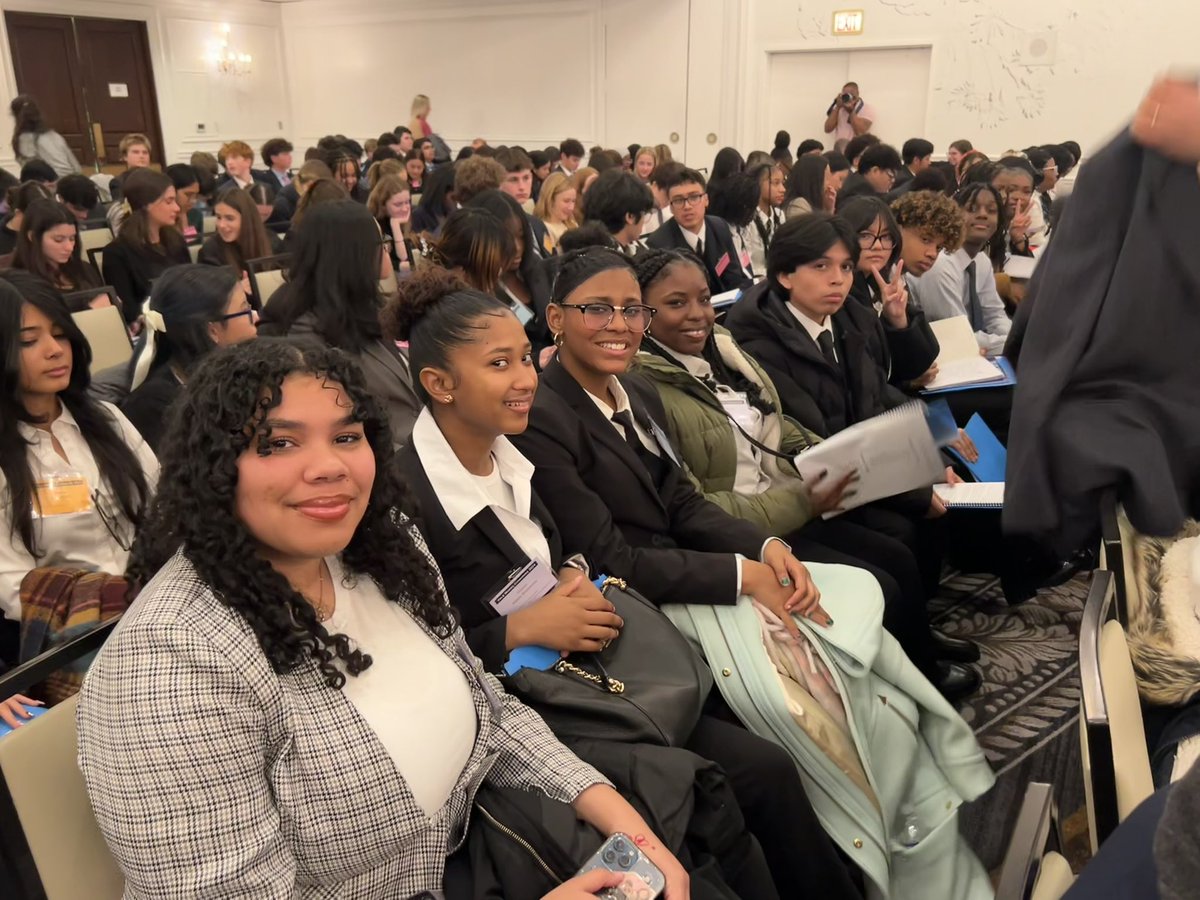bronx_health's tweet photo. So proud of our incredible Bronx Health Sciences students who attended Yale Model Congress this past weekend and had their bills passed! Their hard work, dedication, and leadership truly shine, and moments like these remind us why we do what we do! @BXHSD81011 @Yale https://t.co/PQTFXNM2h9