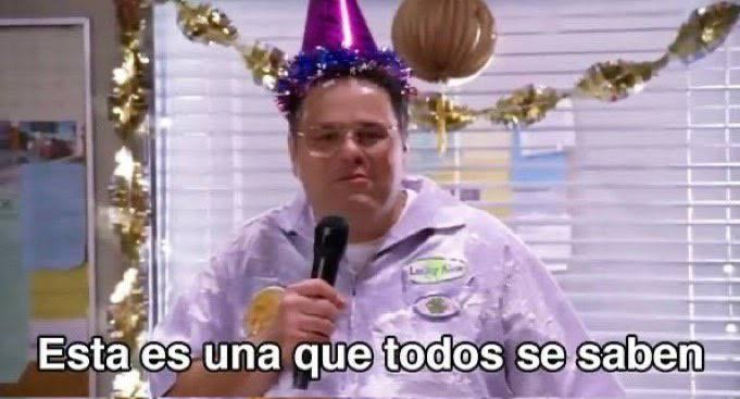 AlexT0ca's tweet photo. *El América juega en liguilla contra el Cruz Azul*

— El árbitro: https://t.co/8vflHGhwol