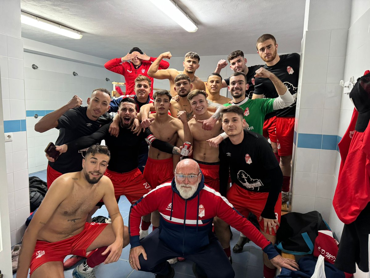 Los nuestros se trajeron los 3 puntos en su última salida del año de Monturque.Ahora,toca cena de Navidad todos juntos