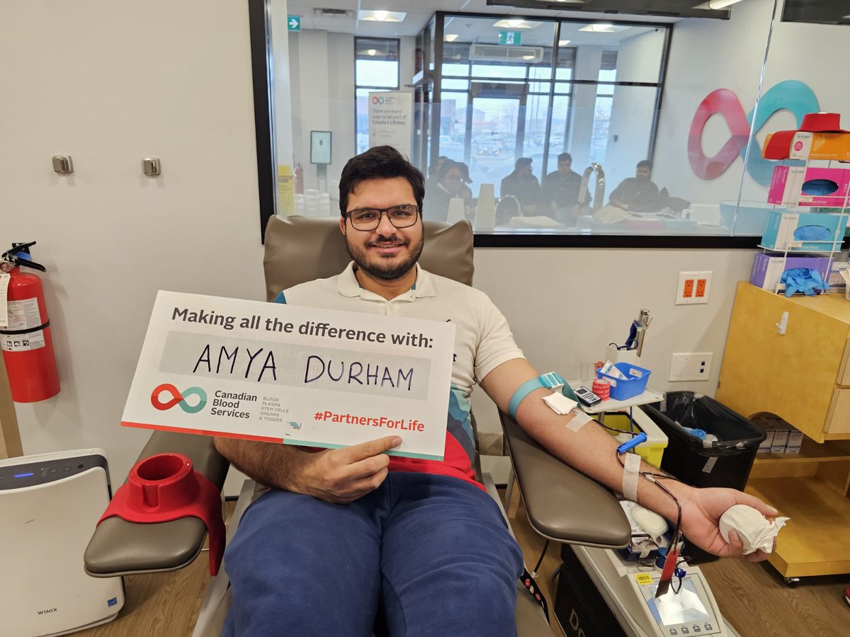 AMYA_Durham's tweet image. 6 members of our Muslim Youth from Durham, ON chapter of Ahmadiyya Muslim Youth Association Canada donated blood at @CanadasLifeline blood donation center.

This donation is part of @AMYACanada's nationwide campaign to donate blood

#Mercy4Mankind #CanadasLifeLine #Durham