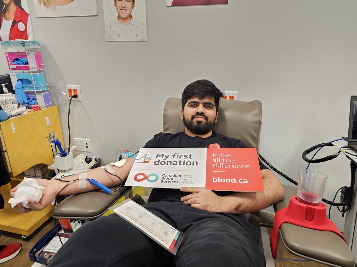AMYA_Durham's tweet image. 6 members of our Muslim Youth from Durham, ON chapter of Ahmadiyya Muslim Youth Association Canada donated blood at @CanadasLifeline blood donation center.

This donation is part of @AMYACanada's nationwide campaign to donate blood

#Mercy4Mankind #CanadasLifeLine #Durham