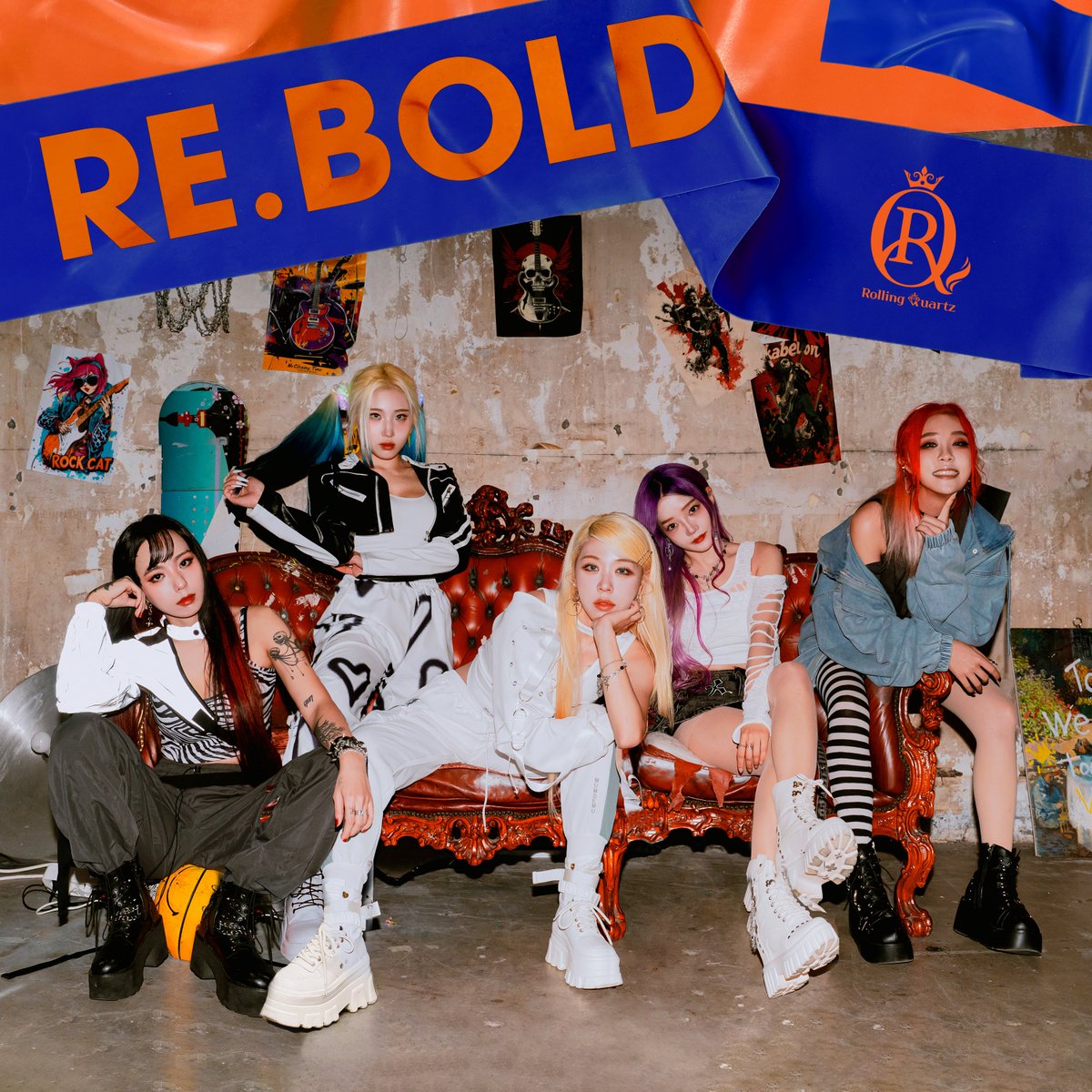 Rolling_Quartz's tweet photo. 'RE.BOLD' 리볼드 Out Now! 💎❤️👑
https://t.co/mbXTAQ1ImR
M/V Coming Soon Today!
#Diadem #다이아뎀 #RollingQuartz
#롤링쿼츠 #ReBold #리볼드 #NewSingle
#디지털싱글 #OutNow #발매 https://t.co/Y8F7jxjbkj