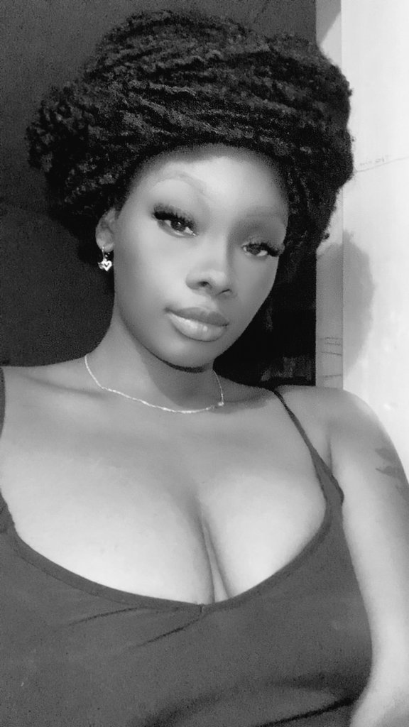 Hey🥀