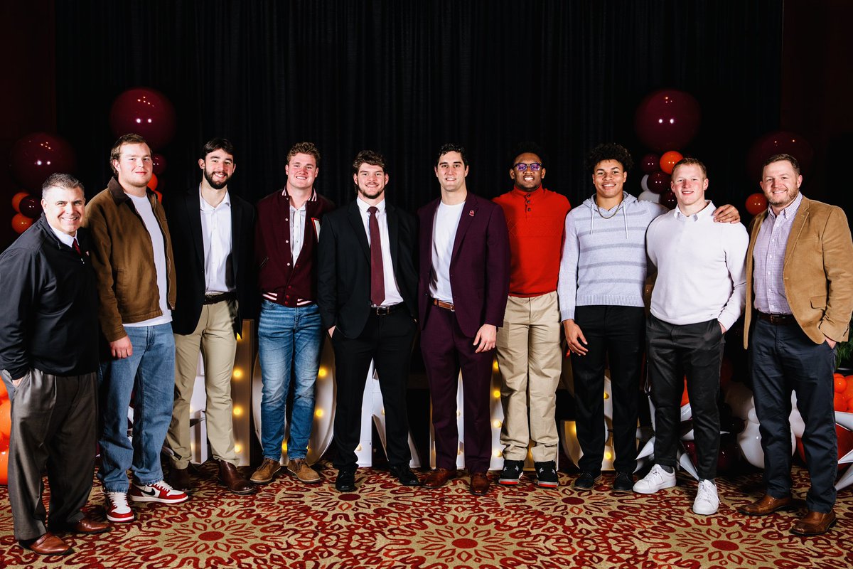 JOKERS &amp; SPECS @ 2024 TEAM BANQUET - LOVE WORKING WITH THESE GUYS!  <a href="/Coach_Moyseenko/">Mike Moyseenko</a> <a href="/thecoachmccombs/">Brandon</a>