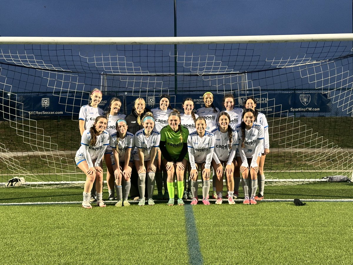 MORushECRL07G's tweet image. Finished up the weekend strong in KC at the @ECNLgirls event.
@katejose07 ⚽️⚽️⚽️
@skhammanyvong_ ⚽️🅰️
@SkylarAtienza ⚽️
@haleykocher2025 🅰️
@kennadisoccer 🅰️
@DevinTracy07 🅰️ along with the second shutout for the weekend with help from a strong crew of defenders.