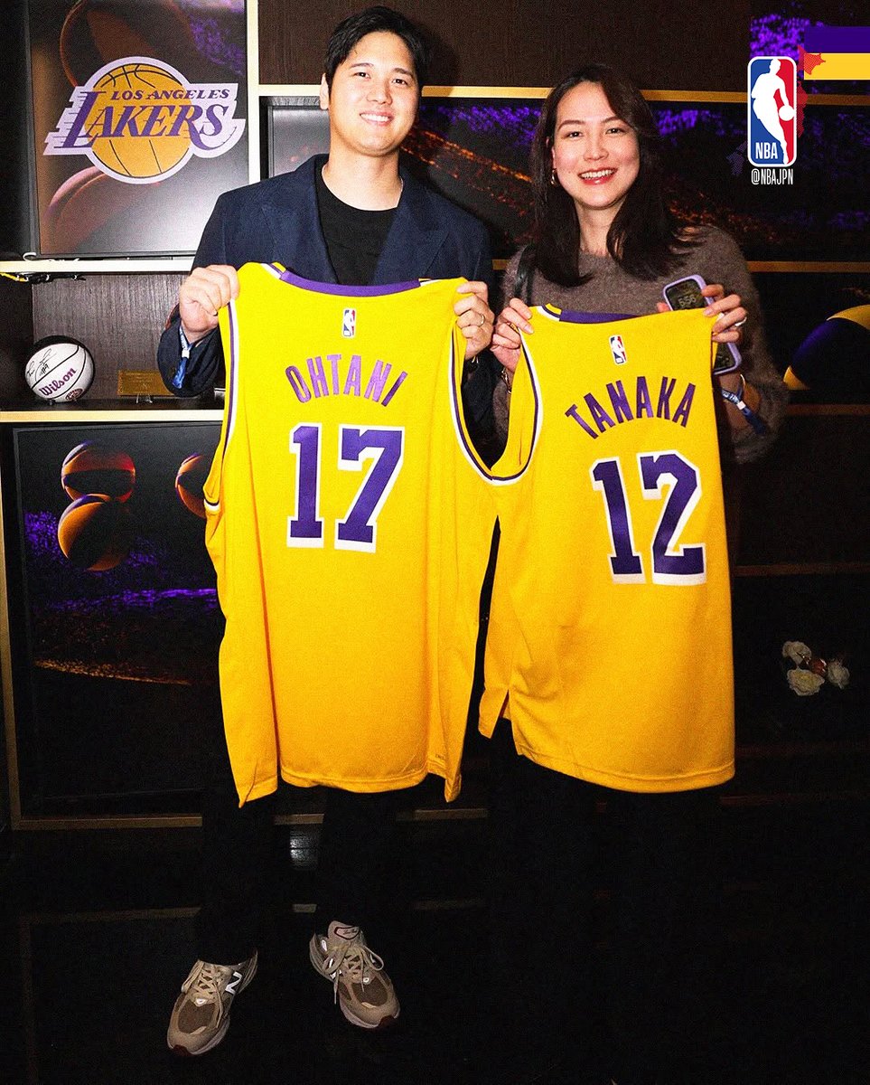 NBAJPN's tweet photo. #大谷翔平 夫妻が#NBA レイカーズ戦観戦⚾️🏀

SHOHEI x #LAKESHOW
#NBACelebRow
#NBAJPN https://t.co/G7rfSw2JnD