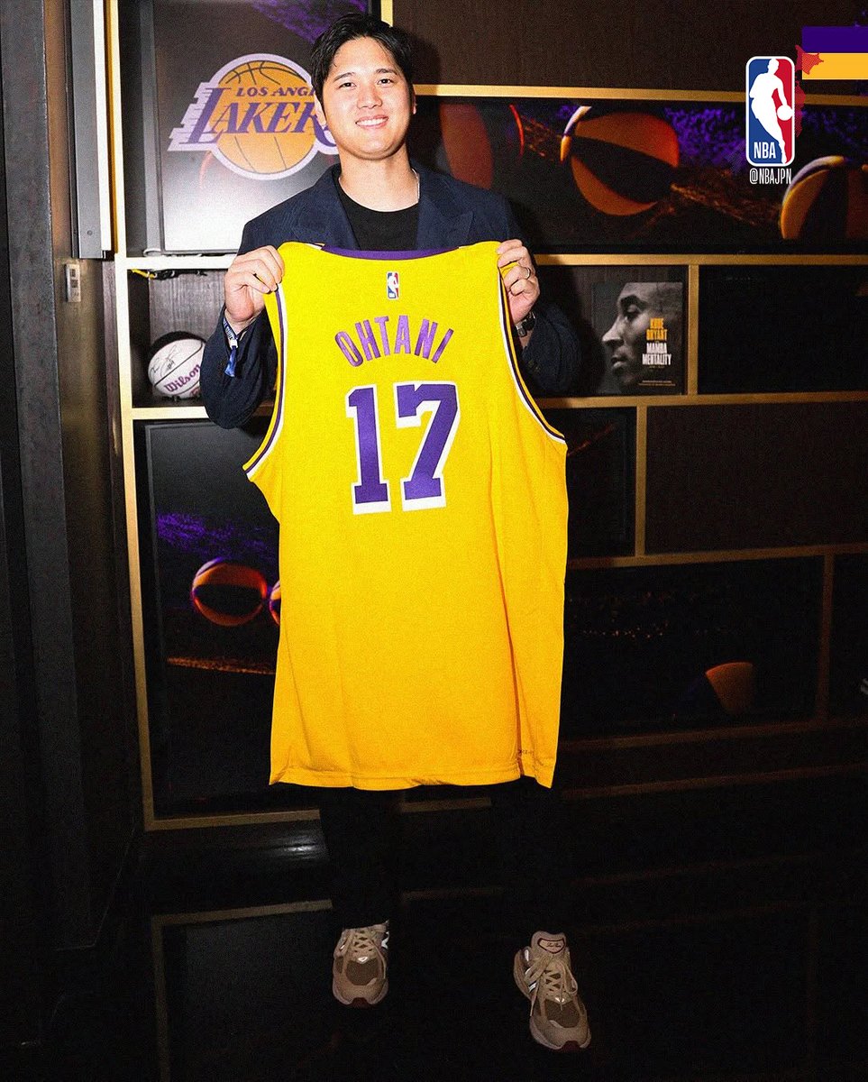 NBAJPN's tweet photo. #大谷翔平 夫妻が#NBA レイカーズ戦観戦⚾️🏀

SHOHEI x #LAKESHOW
#NBACelebRow
#NBAJPN https://t.co/G7rfSw2JnD