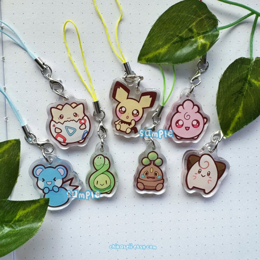 chikaseii's tweet photo. [rts appreciated!!] 

I’m sorry ive been mia on here for a while but I finally opened up my own shop! ✨ 

🔗 in the replies if you’re interested! https://t.co/VM5CDLZ5Hl