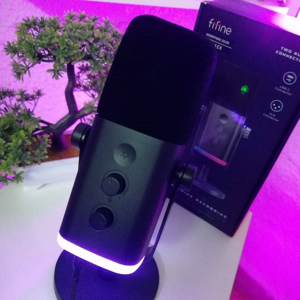 gianicalcena's tweet photo. 💜✨ Nuevo vídeo en colaboración con la marca de @FIFINEMIC revisamos y probamos el Micrófono Ampligame AM8 ideal para streaming 😊 Espero que les guste! 
⬇️⬇️
https://t.co/YIQng7JRjk
⬆️⬆️

#video #fifine #colaboracion #ampligameam8 #am8 #microfonoam8 #unboxing #review #paraguay https://t.co/LR9QZmbSi0
