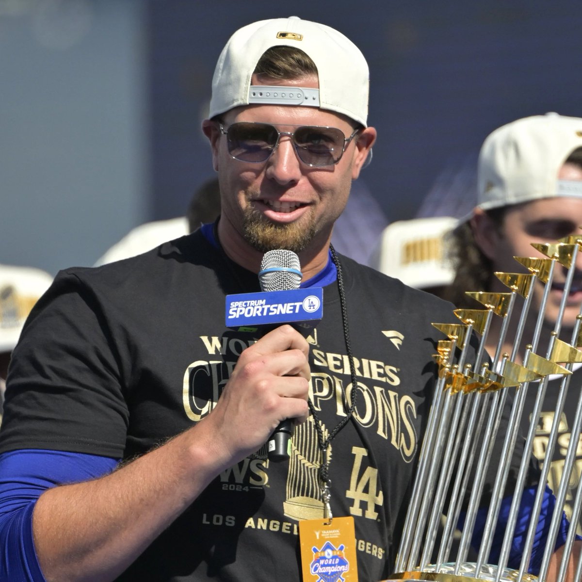 BREAKING NEWS

The Dodgers and Blake Treinen are in agreement on a 2-yr, $22M deal, according to <a href="/AriA1exander/">Ari Alexander</a>