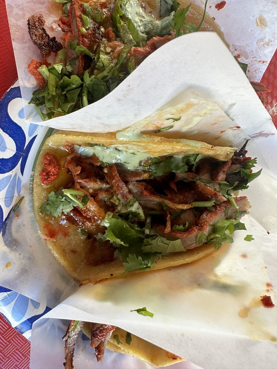 First thing I did getting to #ASH24 in San Diego? Getting Tacos 🌮 🌮 in Tacos el gordo, the best!