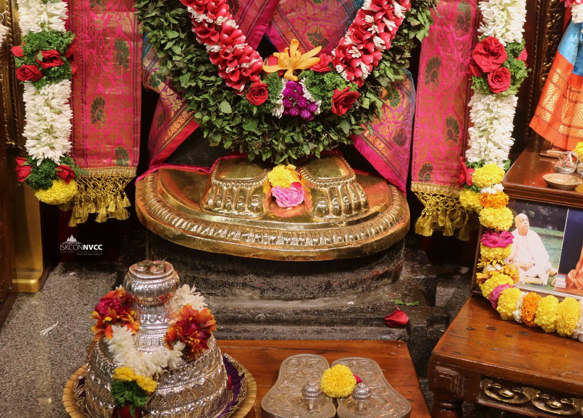 ISKCONPune's tweet photo. 🙏🏽Today's Darshan 📿 🗓09-12-2024🙏
🌷Sri Balaji🌷
🚩@ISKCONNVCCPune🚩
.
.
#ISKCONNVCC #ISKCONPune #ISKCONNVCCPune #ISKCON #9thdecember #9thdecember2024 #Monday #Harinaamsankirtan #Radheshyamdas #Radheradhe #Sankirtan #Kirtan #Vrindavan #Mayapur #Prabhupada #GVE #Govardhan https://t.co/V7XXhAjpxM