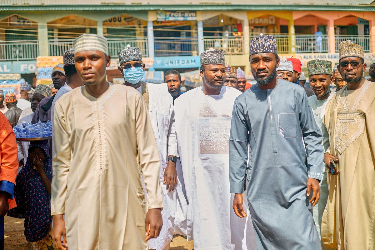 aghangee's tweet photo. Ahmad Abdulrashid Chindo muna taya ka murna a Auren ka Allah Ubangiji yasaka Al'barka ya bayar da zuru'a mai Al'barka. https://t.co/ocGJRHefbg