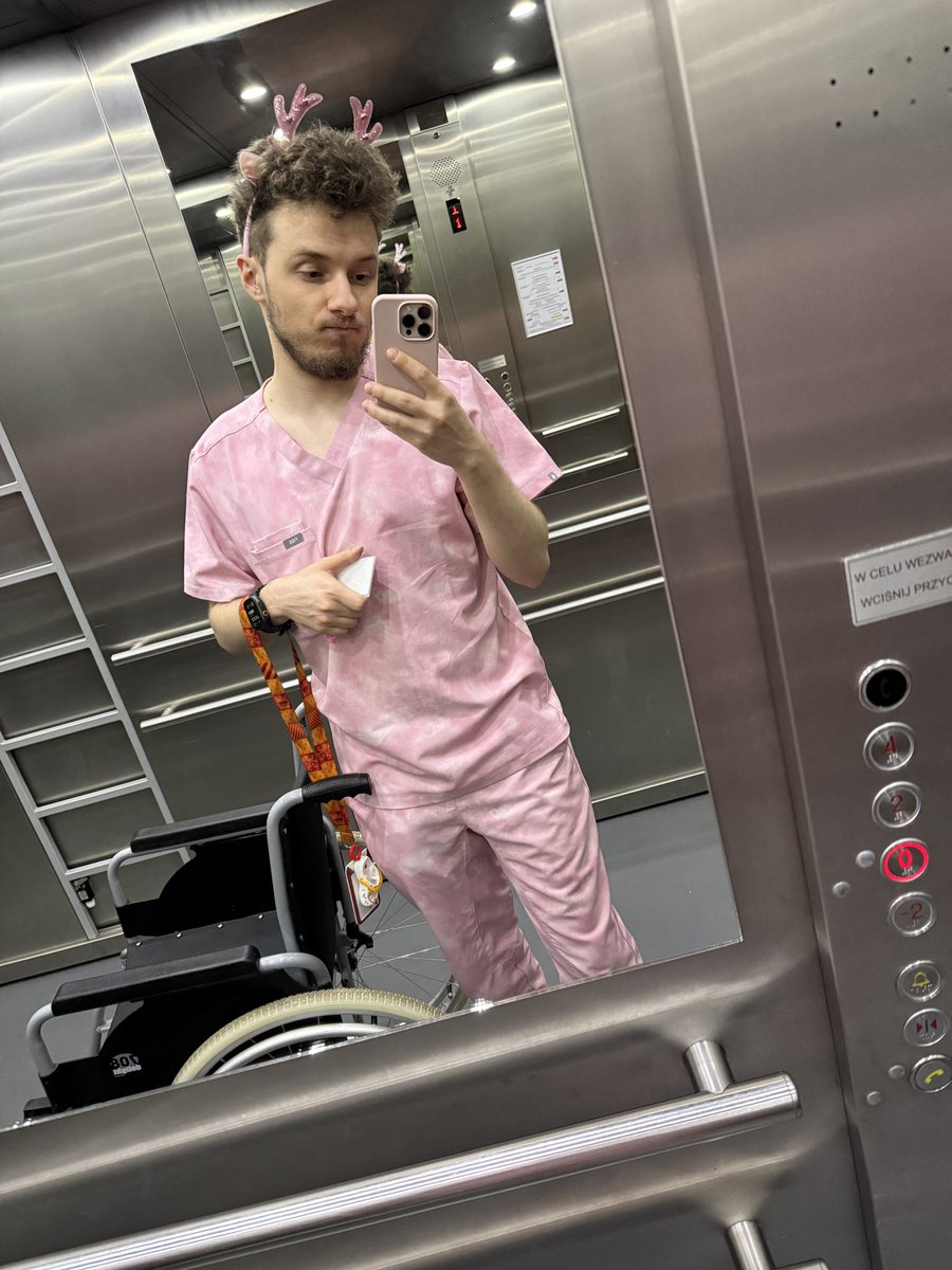 misiu987 tweet media