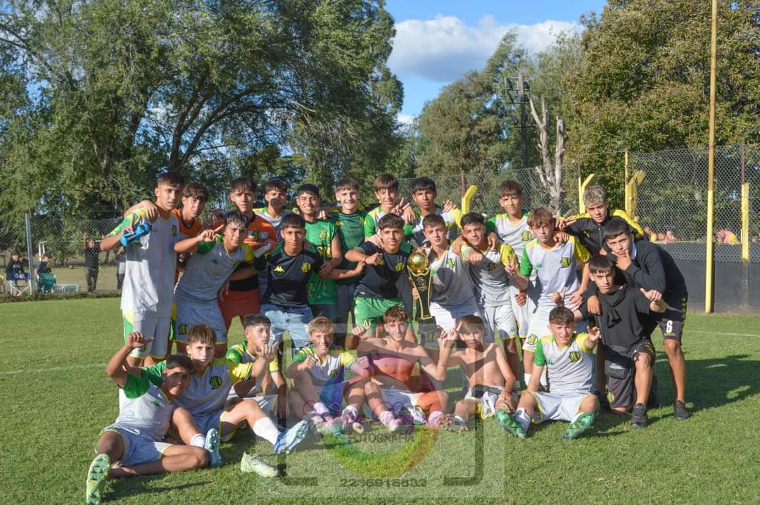 que fácil fueron los clásicos este año 3/3🥱