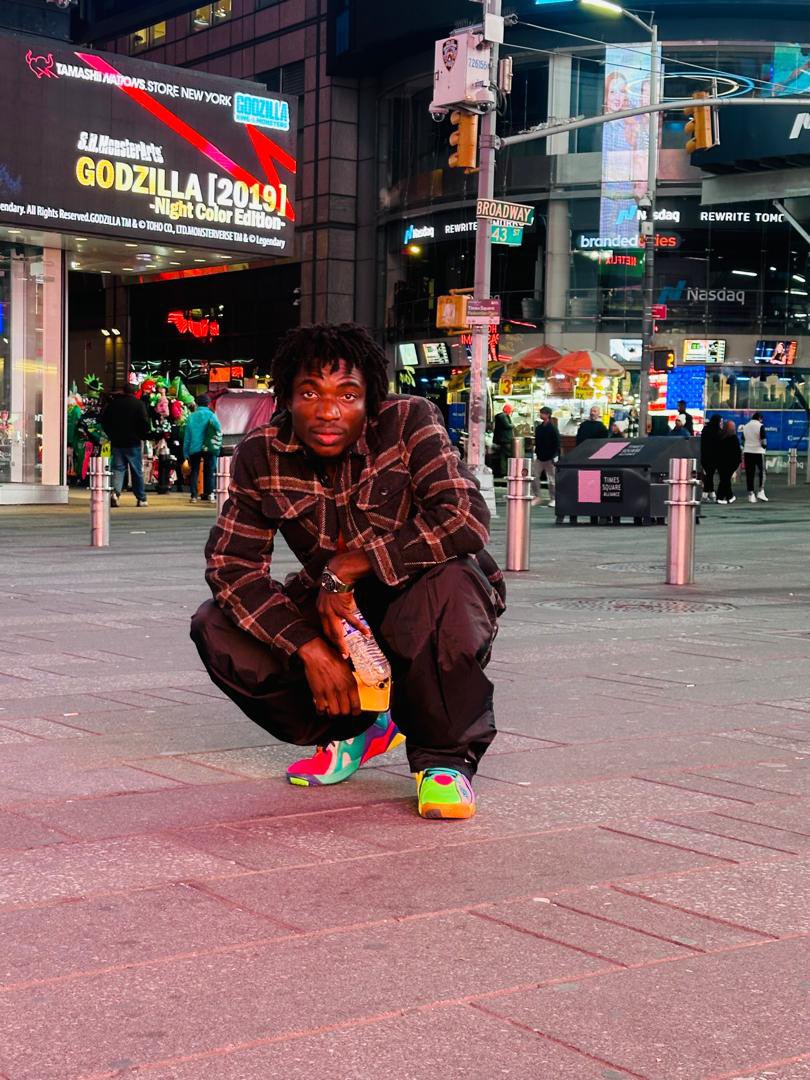 DeHoffas's tweet photo. @fixondennis I know am Ebe Tema boy base in NY … https://t.co/MUtrRYzSCV
