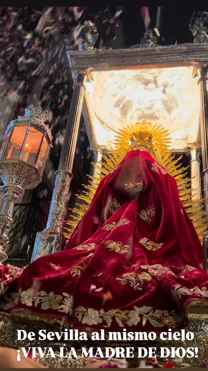 “La Piedad Popular”. Todo un privilegio pertenecer a mi <a href="/HdadDeSetefilla/">Hdad. de Setefilla</a> , ENHORABUENA!
Para quien quiera saber, que venga y se le enseña como querer a la Virgen.
¡VIVA MARÍA SANTÍSIMA!
¡VIVA LA MADRE DE DIOS!