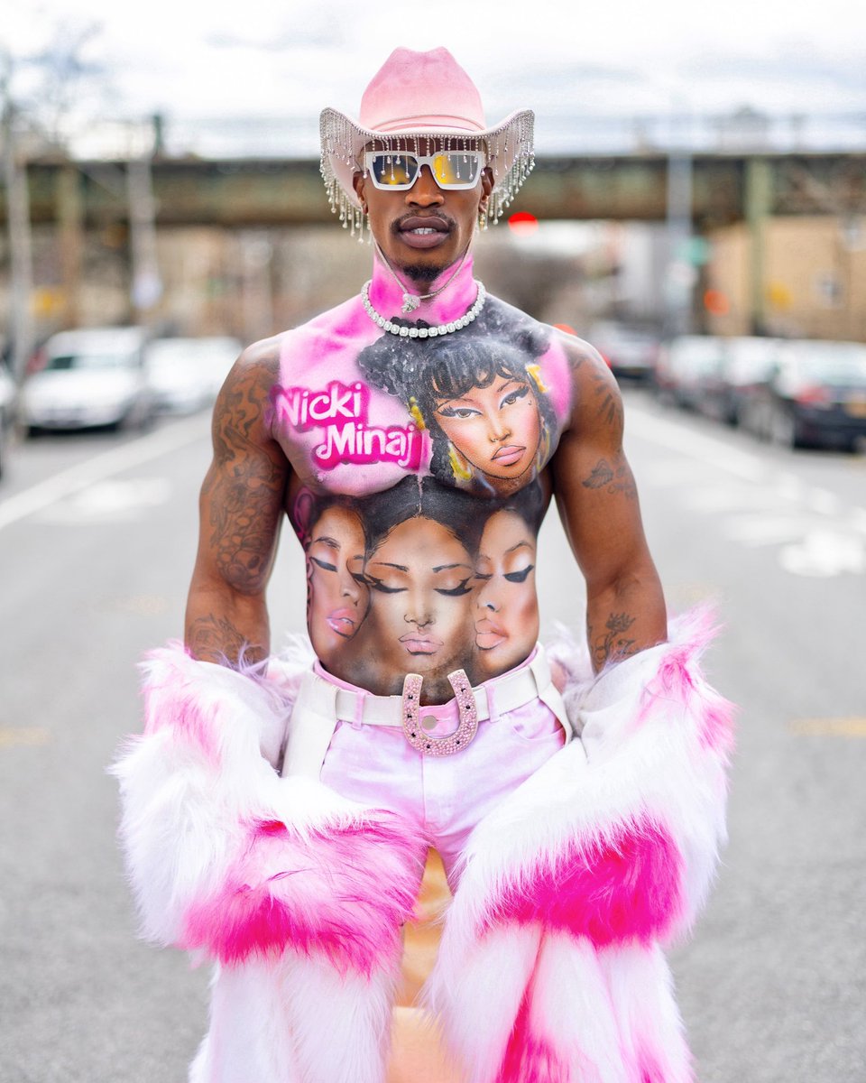 itsgbrown's tweet photo. Happy Birthday @Nickiii 🥹💖
@NICKIMINAJ https://t.co/3rzt2iY9lZ