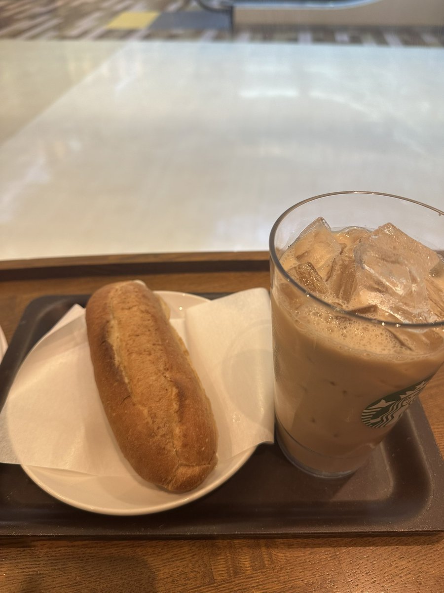 本日朝から3万円ドブに捨てて鬱な奴の朝食