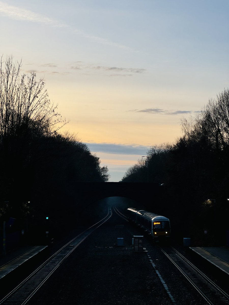 datsadman's tweet photo. Grey November. https://t.co/ECIOXsbGni