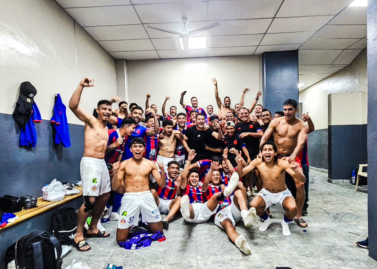 CDeportivoFAS's tweet photo. MI EQUIPO 🔴🔵 https://t.co/HHtkaCJrTr