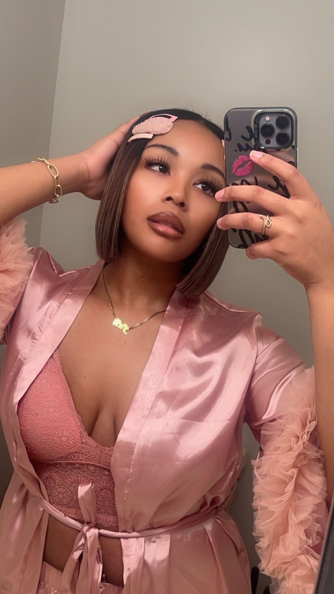 xoxo_Chyna's tweet photo. Been a while🙂‍↕️ https://t.co/WEvxKsF7kA