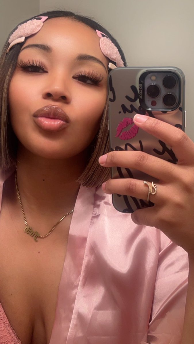 xoxo_Chyna's tweet photo. Been a while🙂‍↕️ https://t.co/WEvxKsF7kA