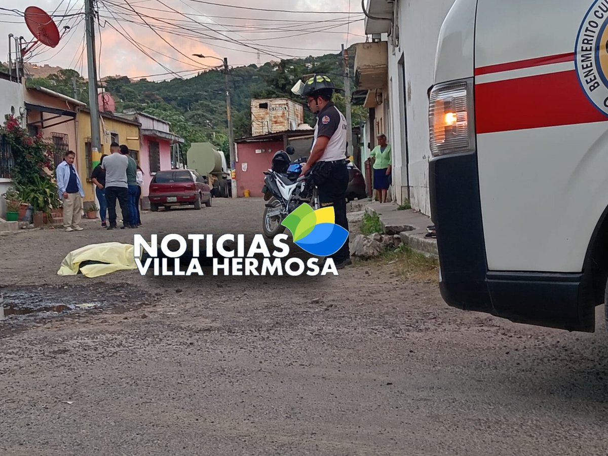 #URGENTE | Ataque armado deja un hombre de aprox 25 años de edad fallecido.

Esto en Santa Ines, zona 4 de San Miguel Petapa.

Bomberos voluntarios de la 54 compañía cobran la emergencia a su llegada la persona ya no contaba con signos vitales.

<a href="/vichoguate/">Vichoguate</a> 
<a href="/TN23NOTICIAS/">TN23</a>
