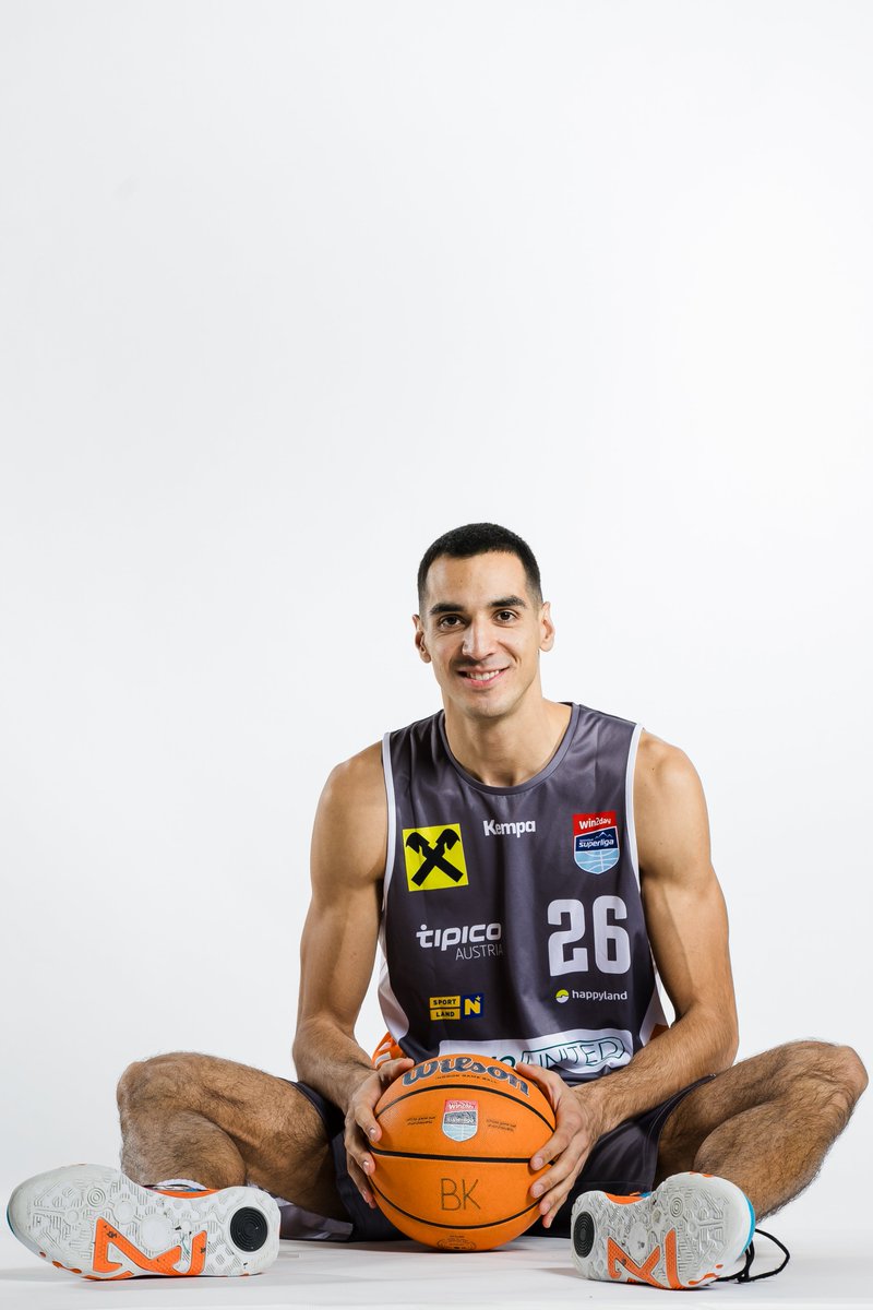 Your heart in your business. 👟
Your business in your heart. 🧡
.
.
.
.
#basketball #austriabasketball #klosterneuburg