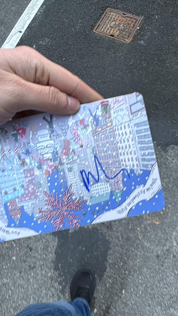 George D tweet media