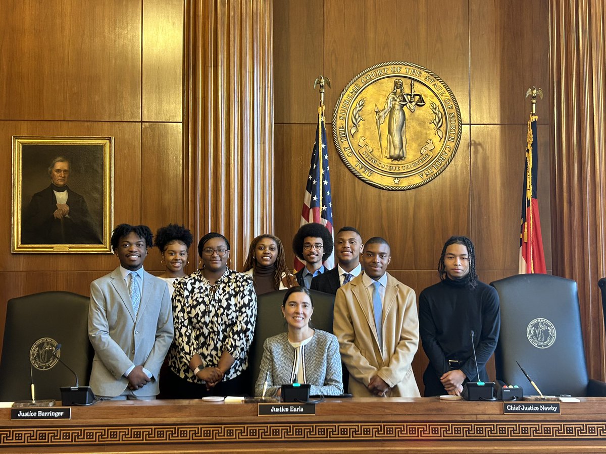 Anita_Earls's tweet image. "So that's the dissenter's hope: that they are writing not for today but for tomorrow." - RBG

Photo: with the Governor's Pages, February '24

#NCPol #NCSupremeCourt #RBG