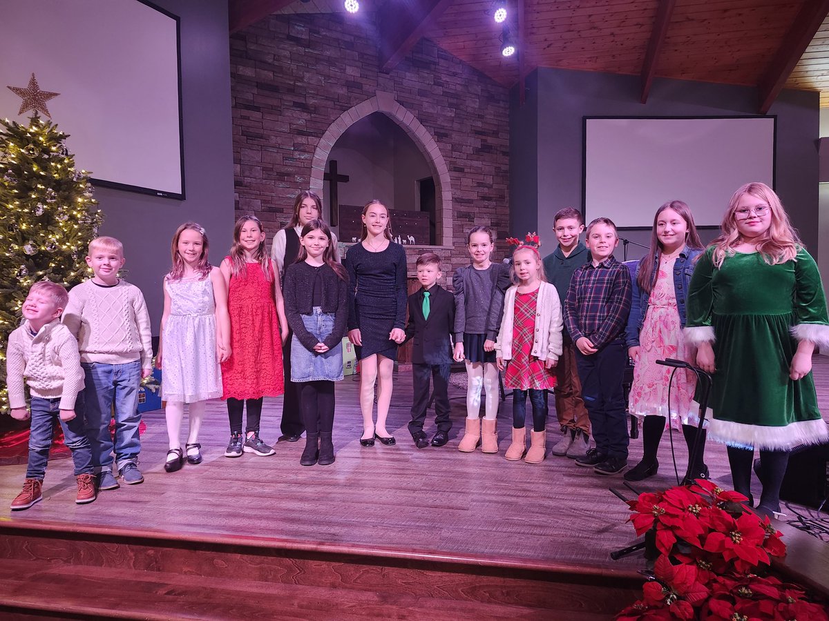 Congratulations to all of the students that performed at tonight's recital! Well done ✨️