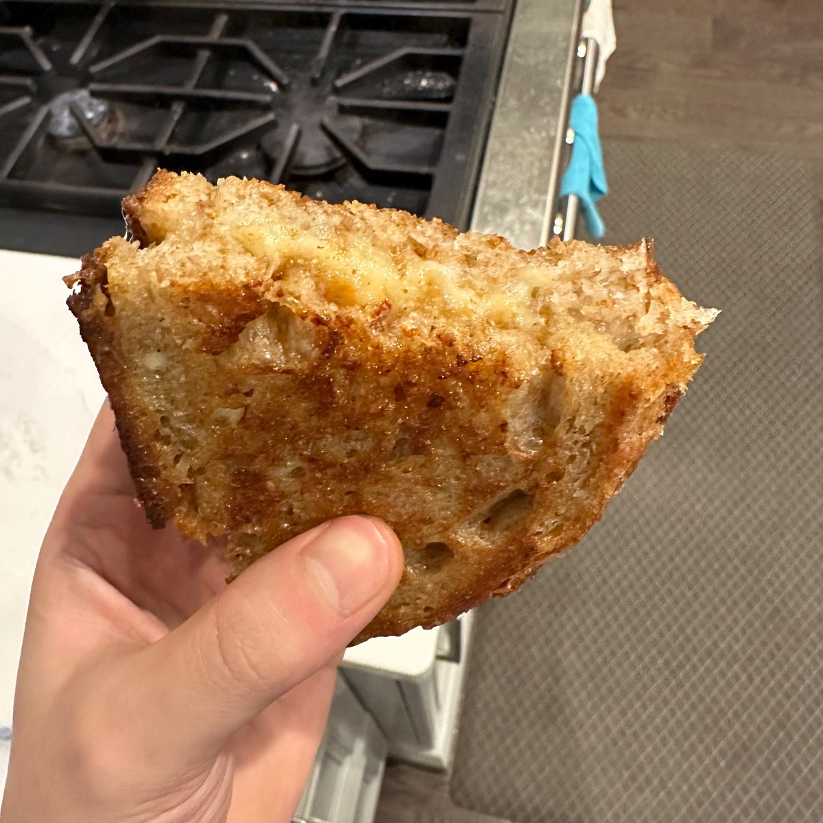 dittopoop's tweet photo. Bread ain’t enough anymore, need with #thecheese https://t.co/KH9Stjqbnp