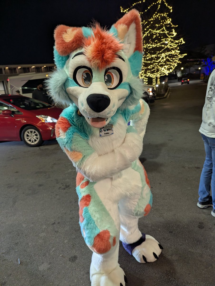 Travishaw's tweet photo. @Mekhoiii being cute! https://t.co/k4e8aY4sp3