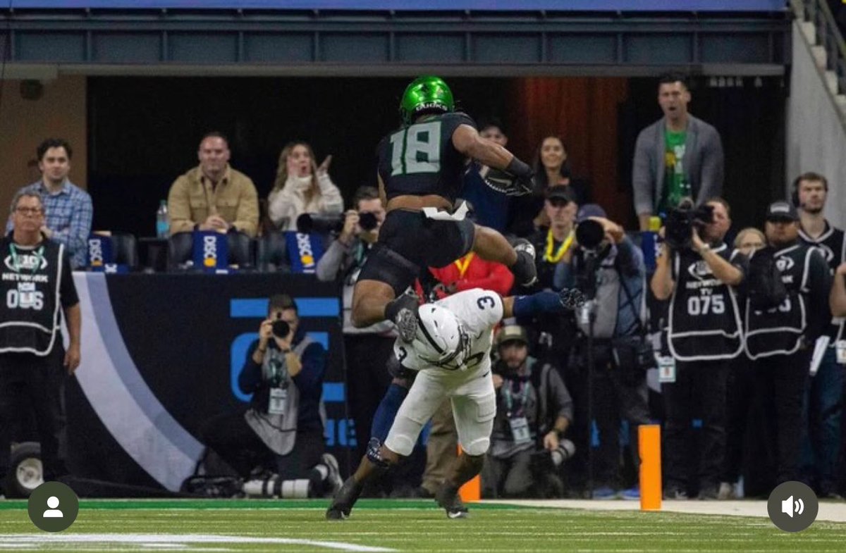 CodyCraig's tweet photo. @joey3harrington face is exactly what all Ducks fans looked like in this moment.  @GoDucks #goducks https://t.co/8jyUrsxEL2