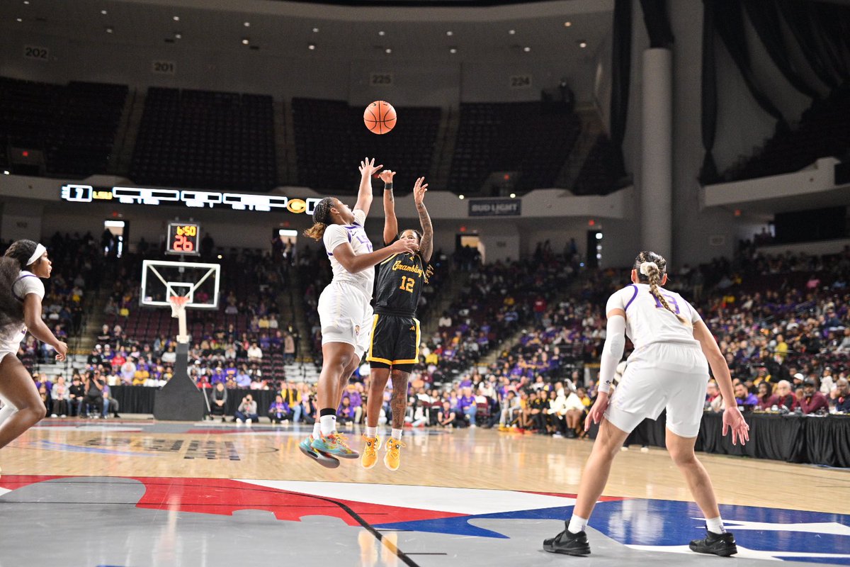 On to the Next 👏🏾

Next Up: Matchup against the University of Louisville 

#GramFam | #ThisIsTheG🐯