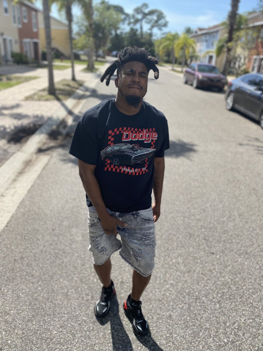 740_Rex's tweet photo. I’m So Far In My Own U Gone Crash 💥 Tryna Merge Wit Me 🚫#Rip #Twan #EBE https://t.co/8ZCkWoOHO6