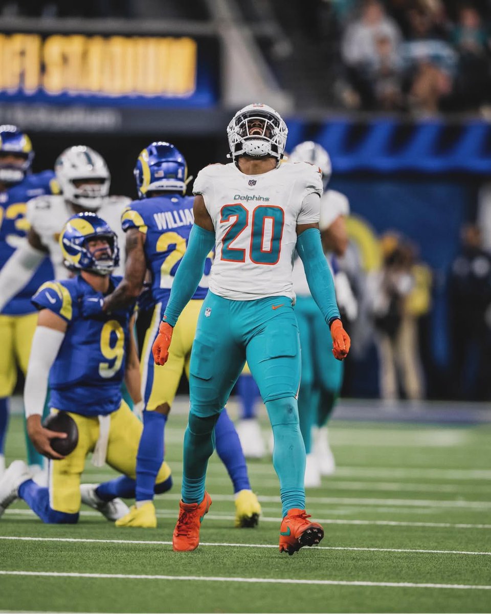 FinsXtra's tweet photo. 📊 Jordyn Brooks was Miami Dolphins' highest-graded player vs. New York Jets (89.9) (@PFF) #GoFins https://t.co/IN6STh9oyj