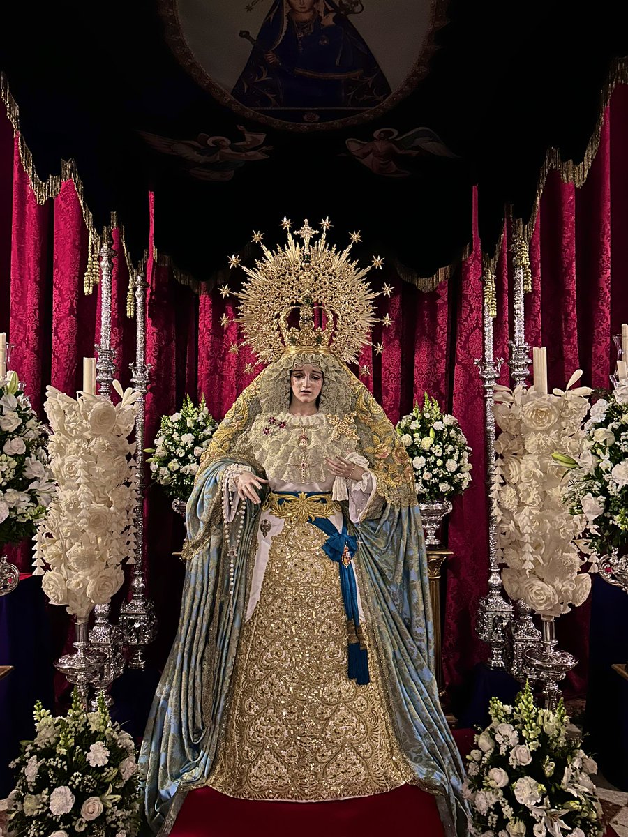 En todas contigo, Madre. Por encima de cualquiera.